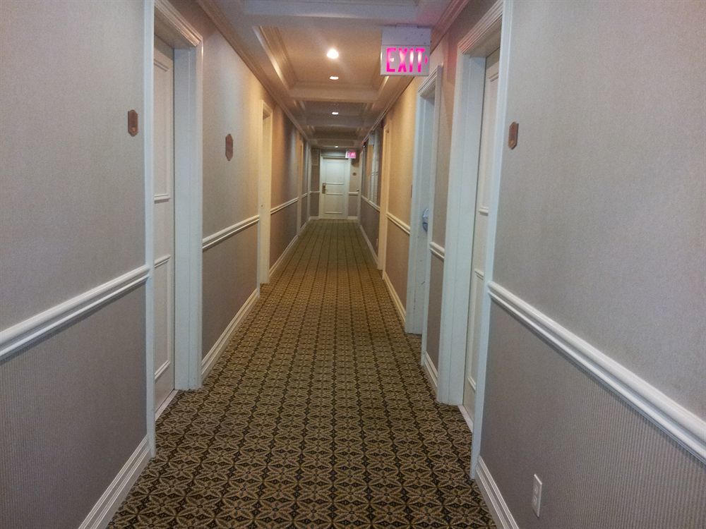 The Champlain Waterfront Ascend Collection Hotel Orillia